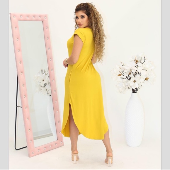 V-NECK TUNIC PLUS SIZE MAXI DRESS Mustard color - Picture 3 of 6